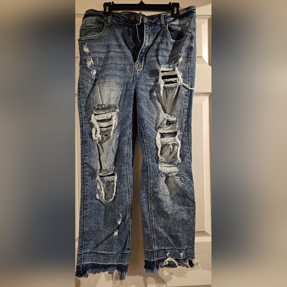 Risen jeans size 1XL very distressed